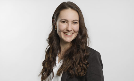Monique Bernhard